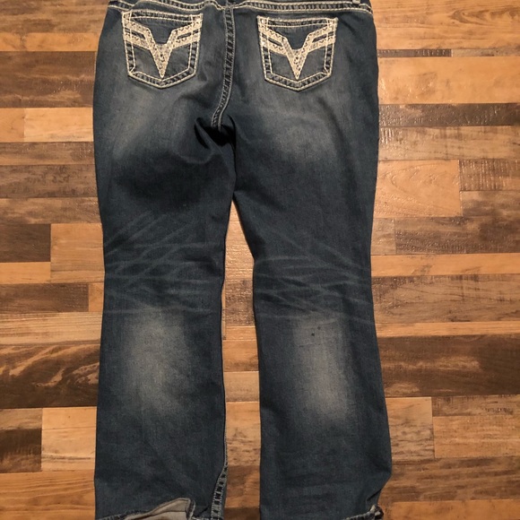 Jeans - Picture 3 of 8